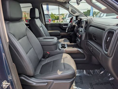 Used 2021 Chevrolet Silverado 1500 RST w/ Convenience Package II AWD/4WD image 13