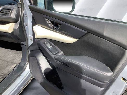 Used 2021 Subaru Ascent Premium image 15