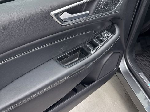 Certified 2019 Ford Edge Titanium w/ Equipment Group 301A image 13