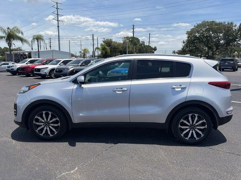 Used 2019 Kia Sportage EX FWD image 4