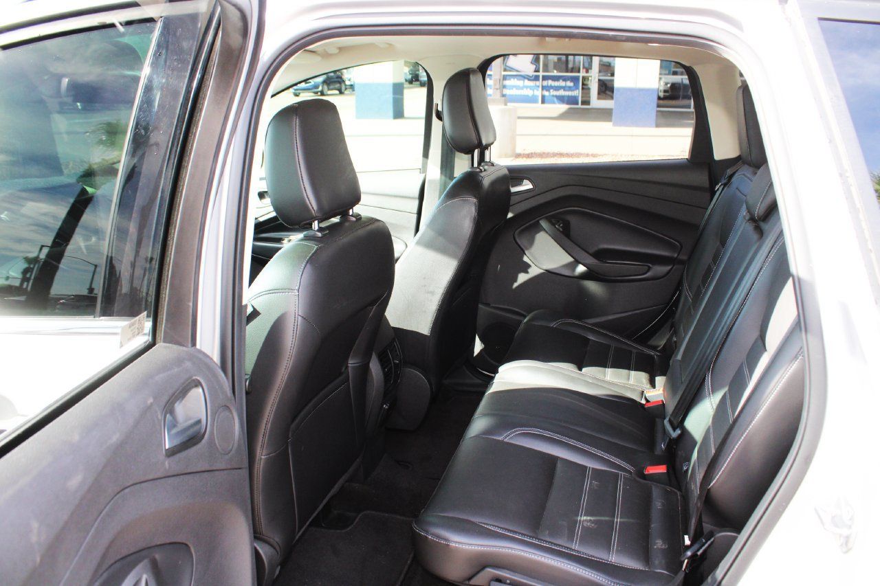 Used 2019 Ford Escape Titanium AWD/4WD image 13