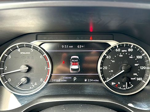 Used 2023 Nissan Rogue SV FWD image 26