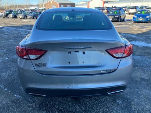 Used 2015 Chrysler 200 S w/ Comfort Group image 4