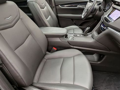 Certified 2023 Cadillac XT5 Premium Luxury AWD/4WD image 27