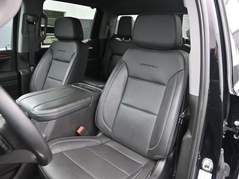 Used 2023 GMC Sierra 1500 Denali AWD/4WD image 11