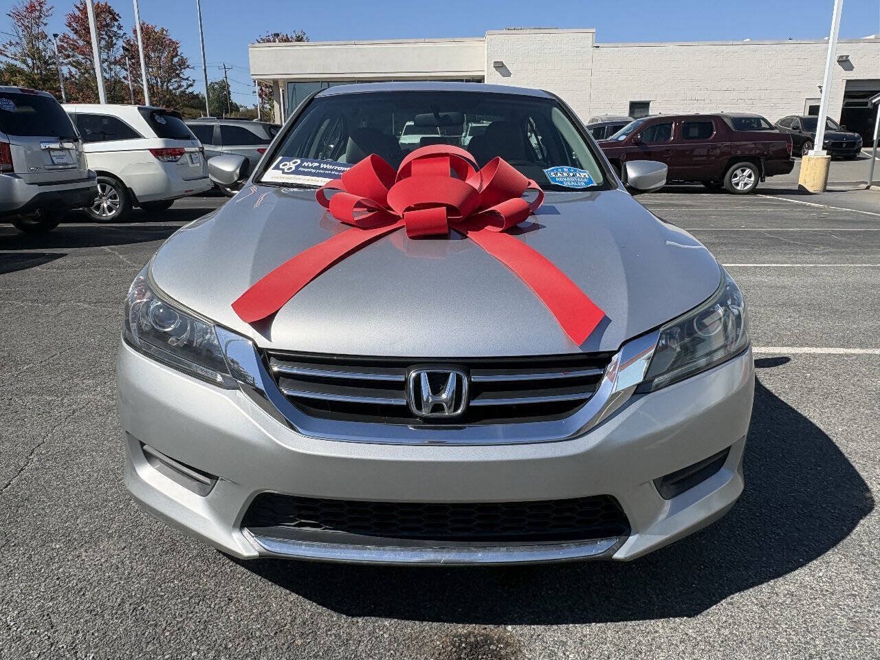 Used 2015 Honda Accord LX image 9