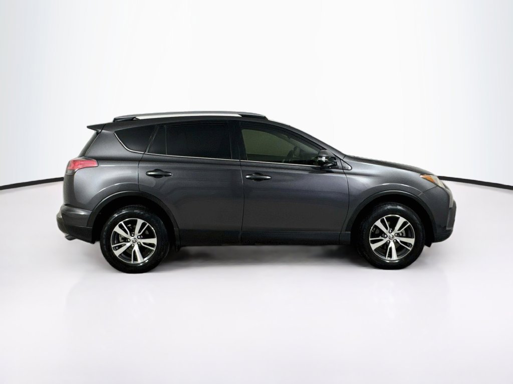 Used 2017 Toyota RAV4 XLE w/ Plus Special Value Package AWD/4WD image 8