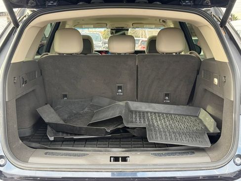 Used 2024 Lincoln Nautilus Reserve w/ Equipment Group 202A image 7