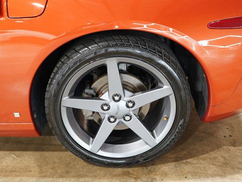 Used 2006 Chevrolet Corvette Coupe w/ Preferred Equipment Group image 53