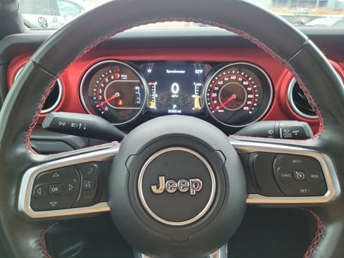 Used 2022 Jeep Gladiator Rubicon w/ LED Lighting Group image 10