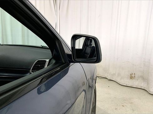 Used 2020 Jeep Grand Cherokee Limited X image 11