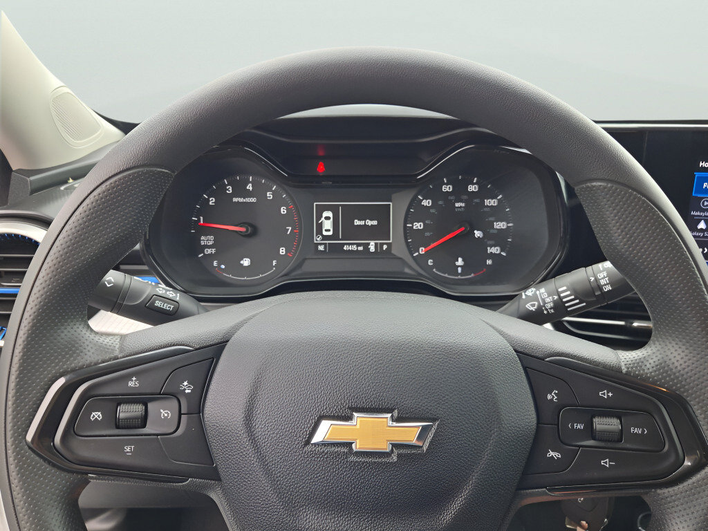 Certified 2024 Chevrolet Trax LS FWD image 34