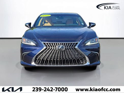 Used 2025 Lexus ES 350 w/ Premium Package FWD image 2