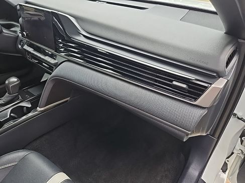 Used 2025 Toyota Camry SE FWD image 71