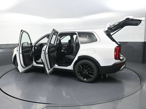 Used 2022 Kia Telluride SX w/ Towing Package AWD/4WD image 33