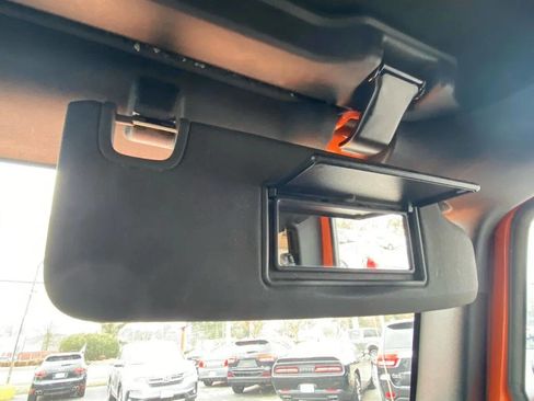 Used 2013 Jeep Wrangler Unlimited Sahara image 24