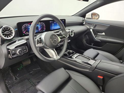Used 2026 Mercedes-Benz CLA 250 image 10