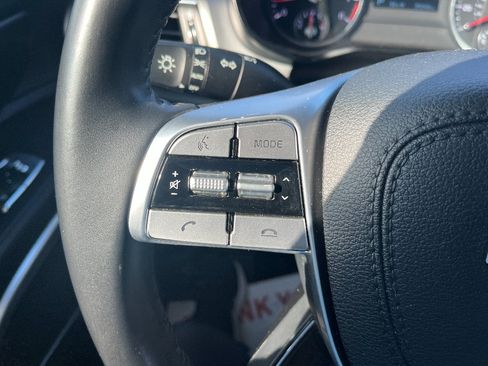 Used 2022 Kia Telluride LX image 32