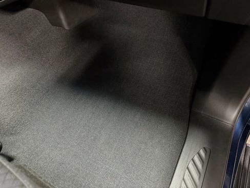 Used 2023 Chevrolet Silverado 1500 Custom image 30