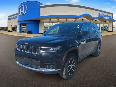 Used 2024 Jeep Grand Cherokee L Limited w/ Luxury Tech Group II image 4