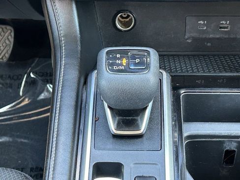 Used 2022 Nissan Pathfinder SV image 18