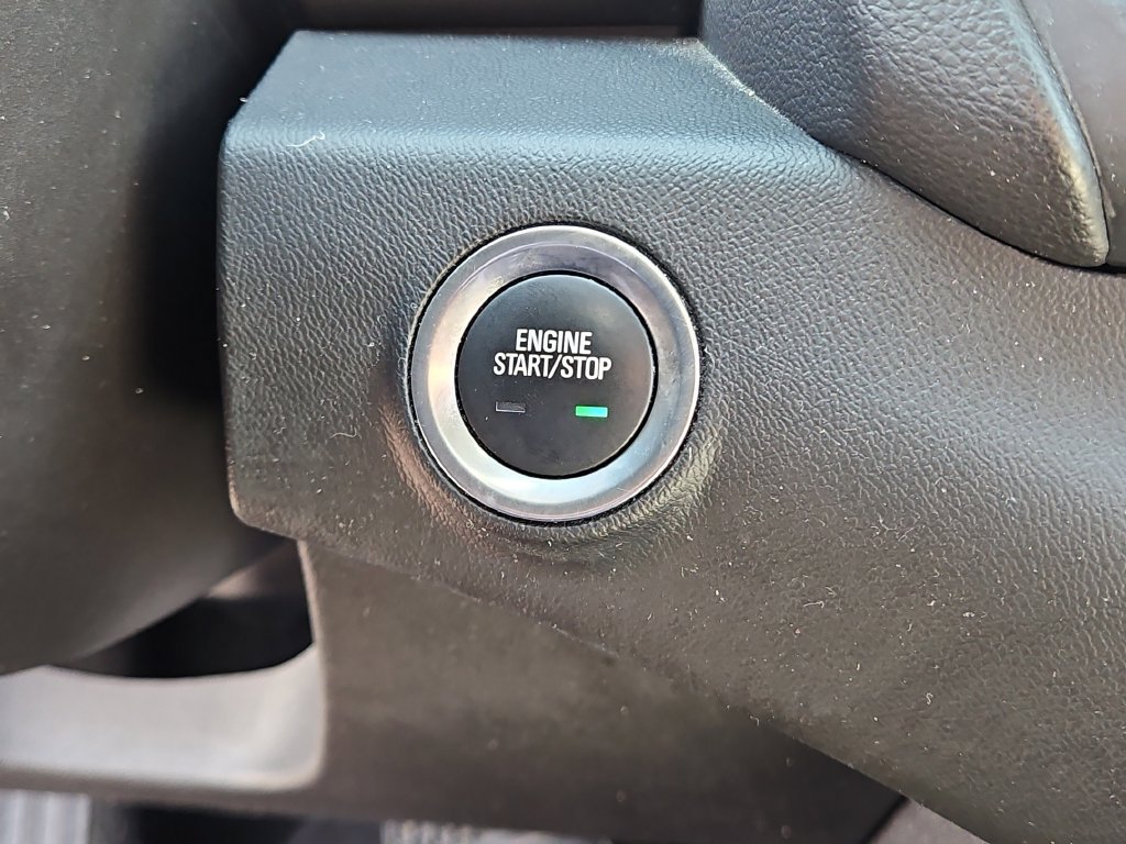 Used 2024 GMC Terrain SLT AWD/4WD image 33