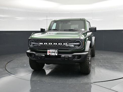 Certified 2025 Ford Bronco Badlands image 5