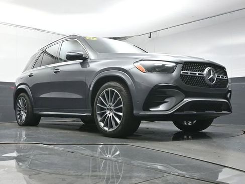 Used 2025 Mercedes-Benz GLE 350 4MATIC image 33