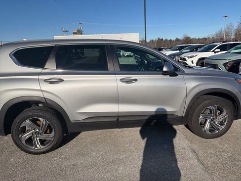 Certified 2023 Hyundai Santa Fe SE image 9