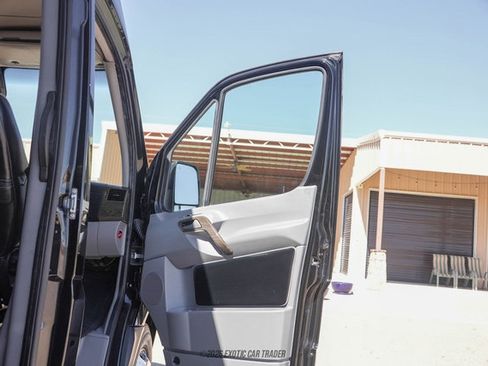 Used 2017 Mercedes-Benz Sprinter 3500 image 23