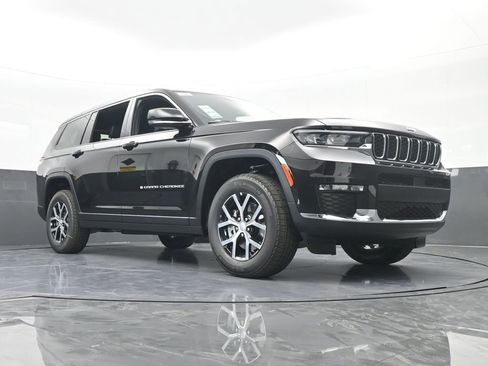 Used 2025 Jeep Grand Cherokee L Limited image 58
