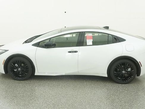 New 2026 Toyota Prius Plug-In Hybrid image 38