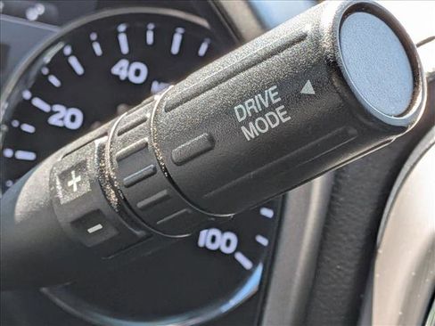 Used 2021 Ford F250 Platinum w/ FX4 Off-Road Package image 17