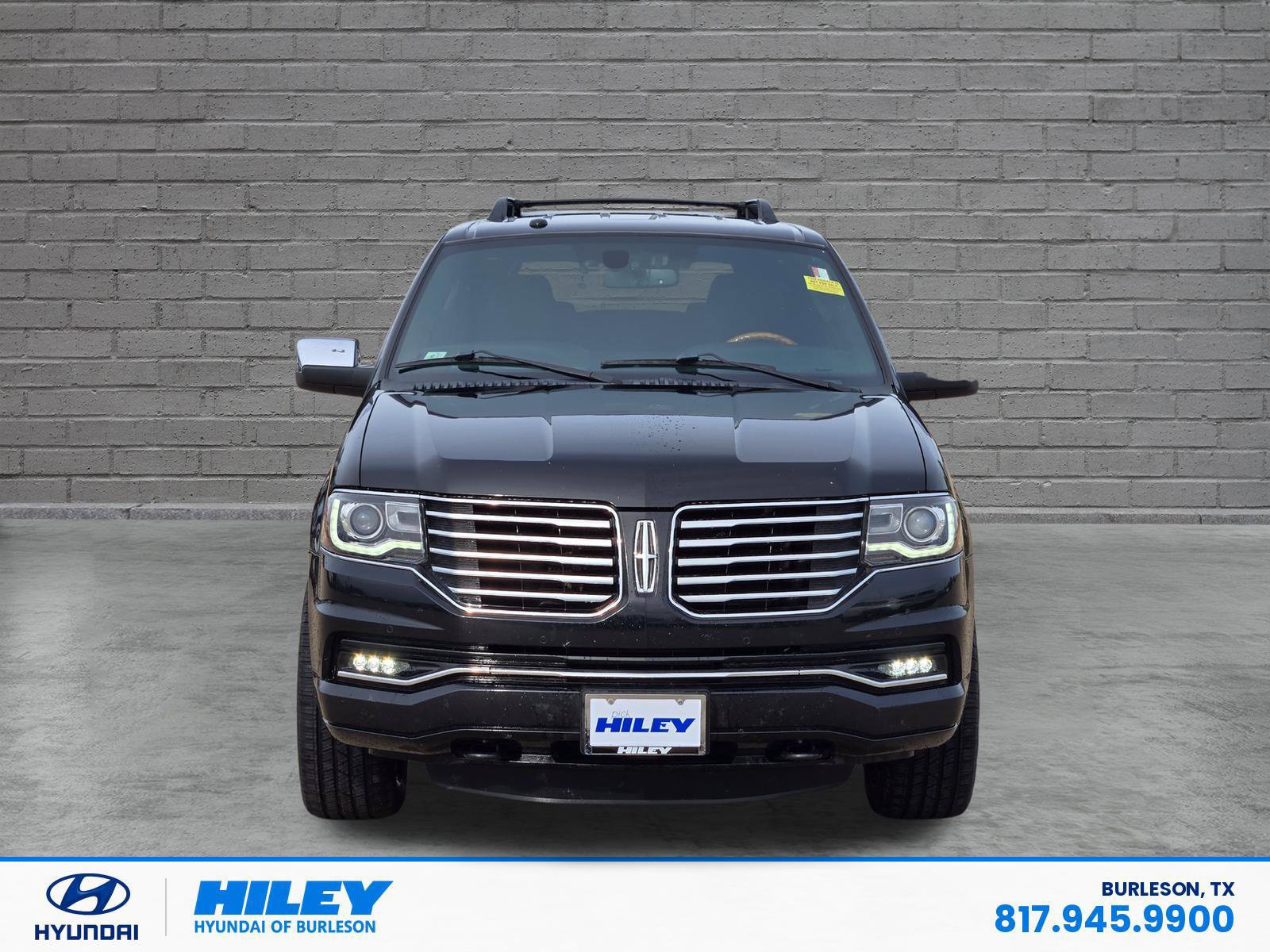 Used 2017 Lincoln Navigator Select AWD/4WD image 1