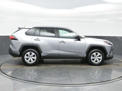 Used 2024 Toyota RAV4 LE image 7
