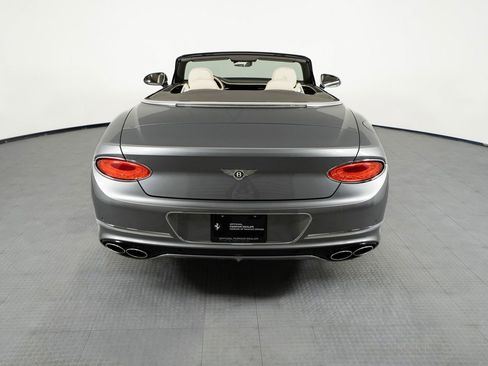 Used 2020 Bentley Continental GT image 7