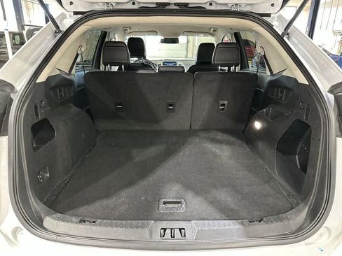 Used 2024 Ford Edge SEL image 19