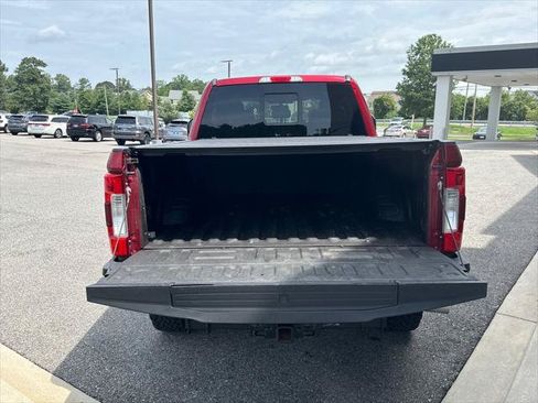 Used 2017 Ford F250 Lariat w/ Lariat Value Package AWD/4WD image 28