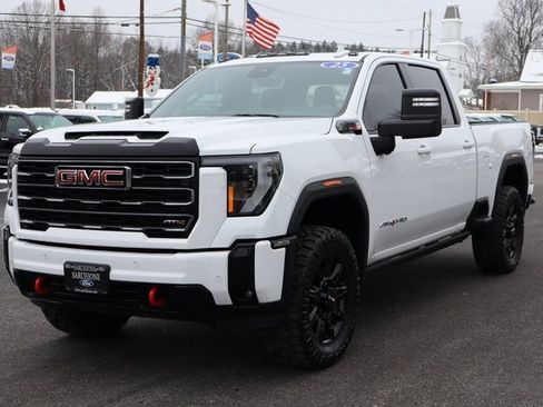 Used 2025 GMC Sierra 2500 AT4 w/ AT4 Premium Plus Package image 14