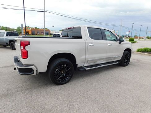 New 2026 Chevrolet Silverado 1500 High Country AWD/4WD image 3