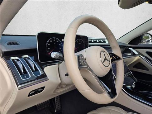 Used 2023 Mercedes-Benz S 580 4MATIC Sedan image 9