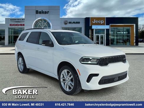 Used 2024 Dodge Durango GT image 1