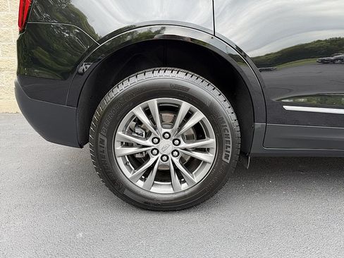 Used 2023 Cadillac XT5 Premium Luxury w/ LPO, Floor Liner Package AWD/4WD image 31