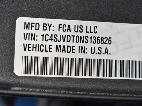 Used 2022 Jeep Wagoneer Series III image 16