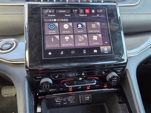 Used 2021 Jeep Grand Cherokee L Laredo image 18