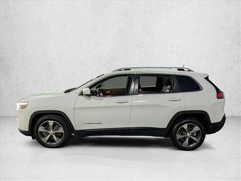 Used 2019 Jeep Cherokee Limited image 9