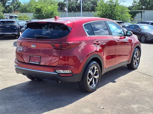 Used 2022 Kia Sportage LX FWD image 4
