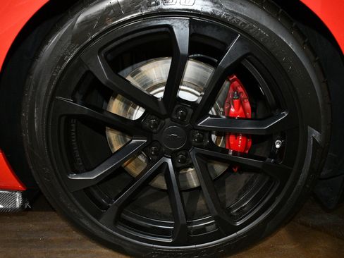 Used 2013 Chevrolet Camaro SS w/ SS Performance Package image 68