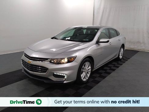 Used 2018 Chevrolet Malibu LT FWD image 1