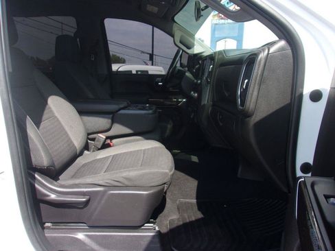 Used 2022 Chevrolet Silverado 2500 LT w/ Convenience Package AWD/4WD image 10